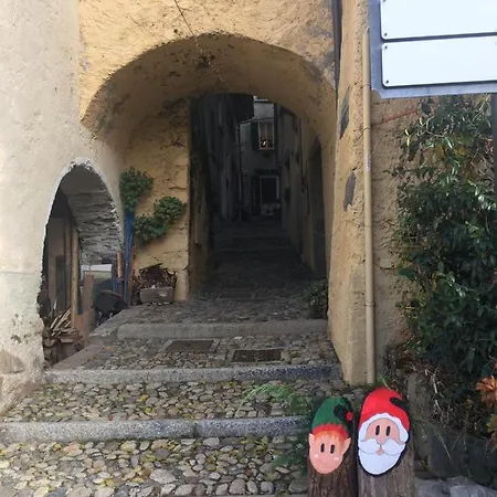 Gio's House Vintage Style ستريزا