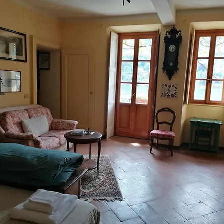 Gio's House Vintage Style